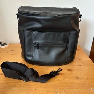 Fawn Design Black Baby Bag